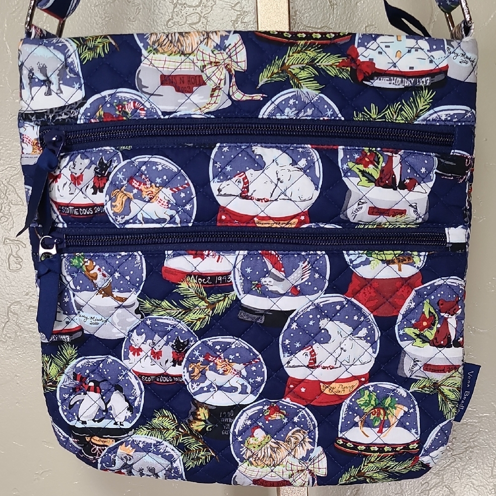 Vera Bradley Blue Snow Globe Triple Zip Hipster Dog Penguin Unicorn Elephant